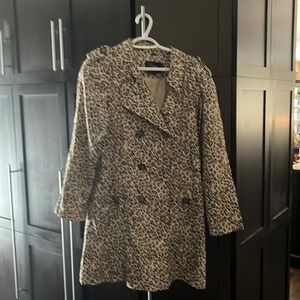 Size L Nugge by Nicole D coat